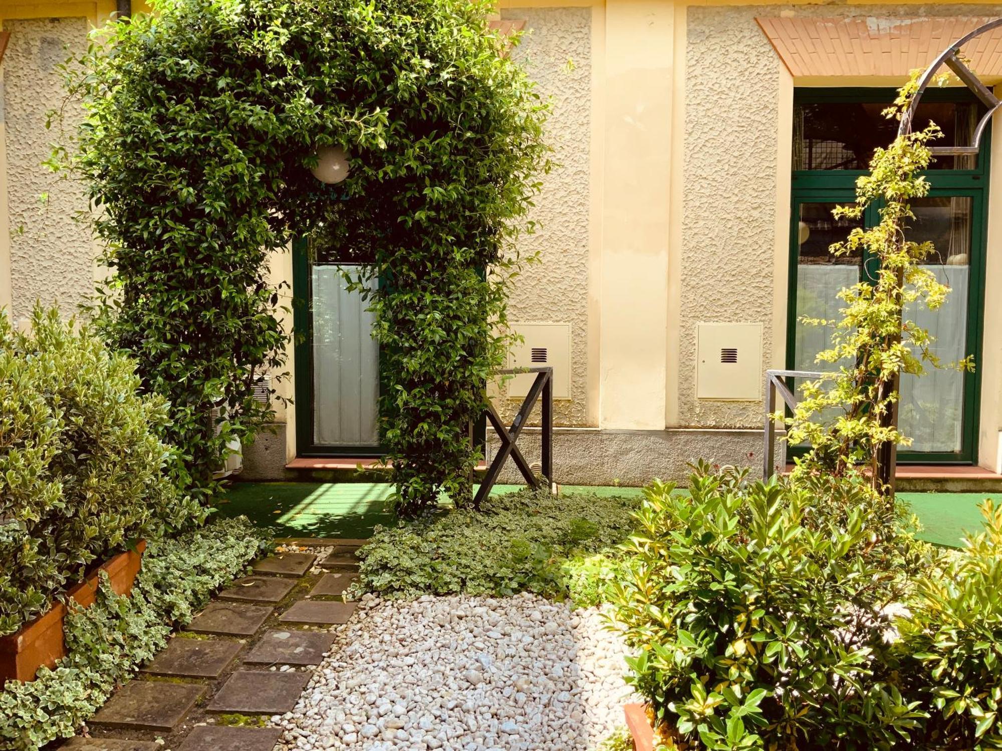 Le Residenze Dei Serravallo Trieste Exterior foto
